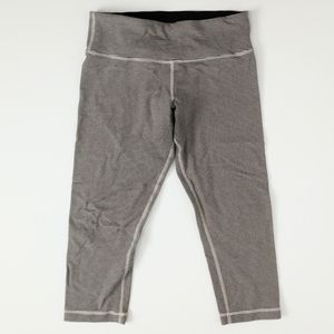 Lululemon Striped Cropped Capri Yoga Leggings 6 Pants